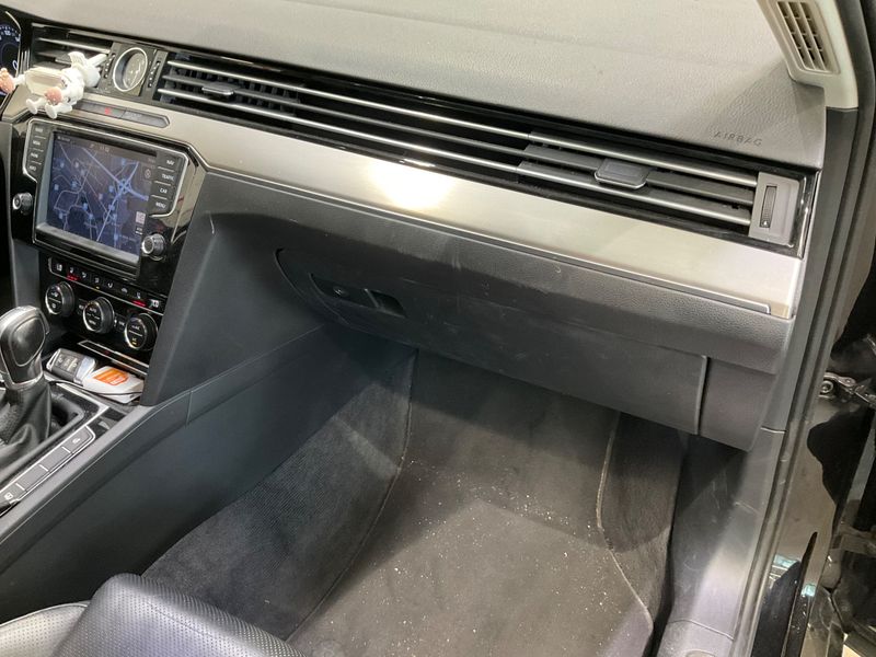 Volkswagen Passat 2.0 TSI Highline 4Motion BlueMotion Tech 2016 – снимка 23