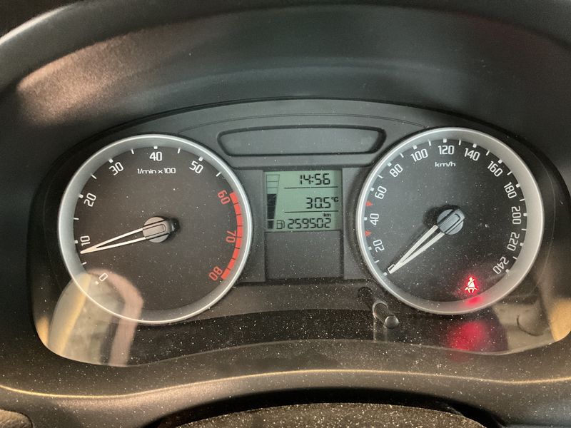 Skoda Roomster 1.4 Style 2008 – снимка 4