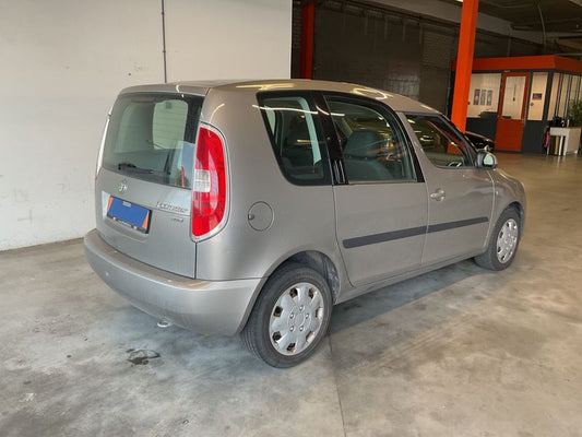 Skoda Roomster 1.4 Style 2008 – снимка 2