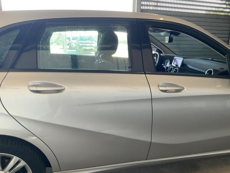 Mercedes-Benz B-Klasse B 180 CDI Executive 2012 – снимка 10