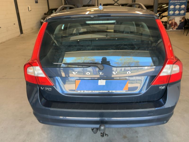 Volvo V70 1.6 T4 Momentum 2011 – снимка 7