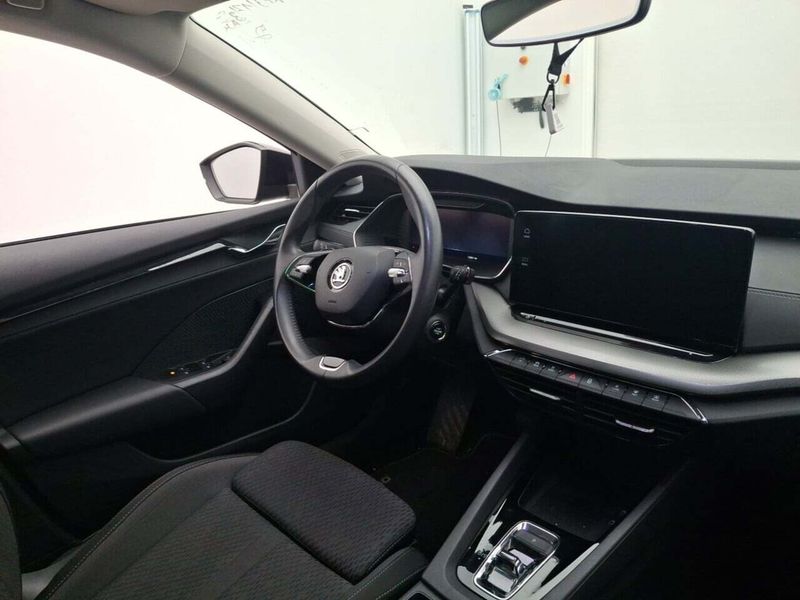 Skoda Octavia 2.0 TDI Ambition 2023 – снимка 3