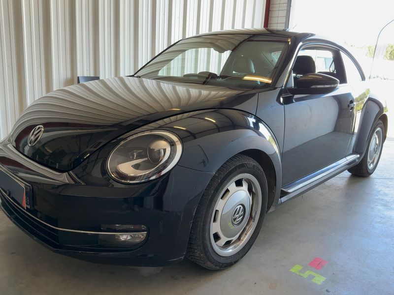 Volkswagen Beetle 1.6 TDI Vintage 2012 – снимка 2