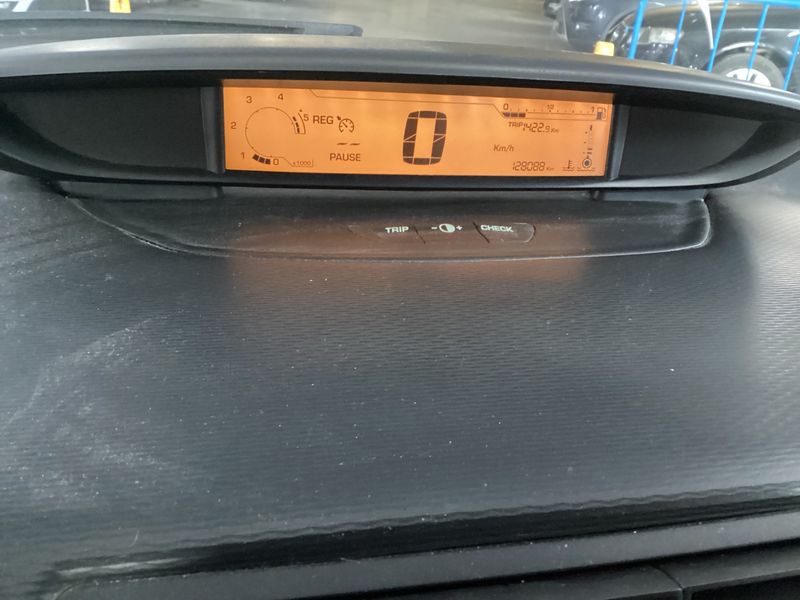 Citroen C4 1.6 HDi LX 2009 – снимка 4