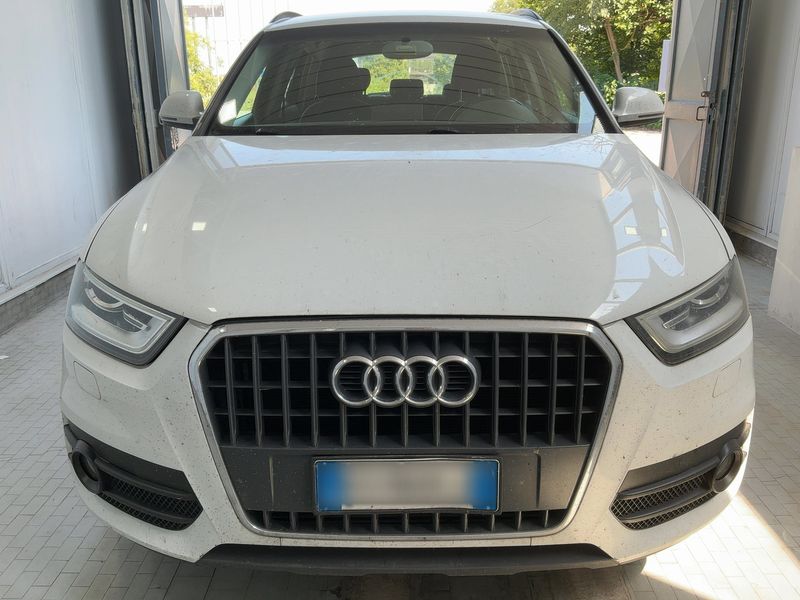 Audi Q3 2.0 TDI quattro 2013 – снимка 14