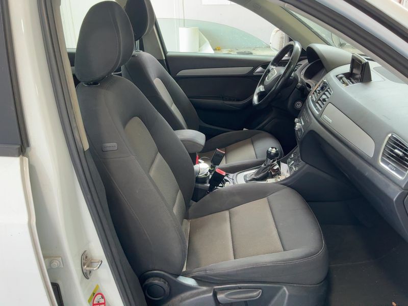 Audi Q3 2.0 TDI quattro 2013 – снимка 16
