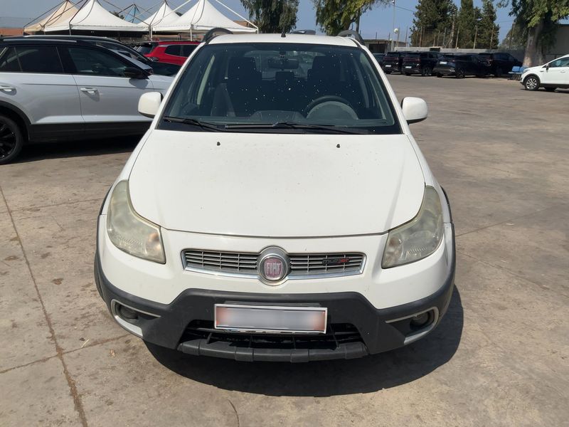 Fiat Sedici 2.0 JTDM Multijet Dynamic 4x4 2010 – снимка 14