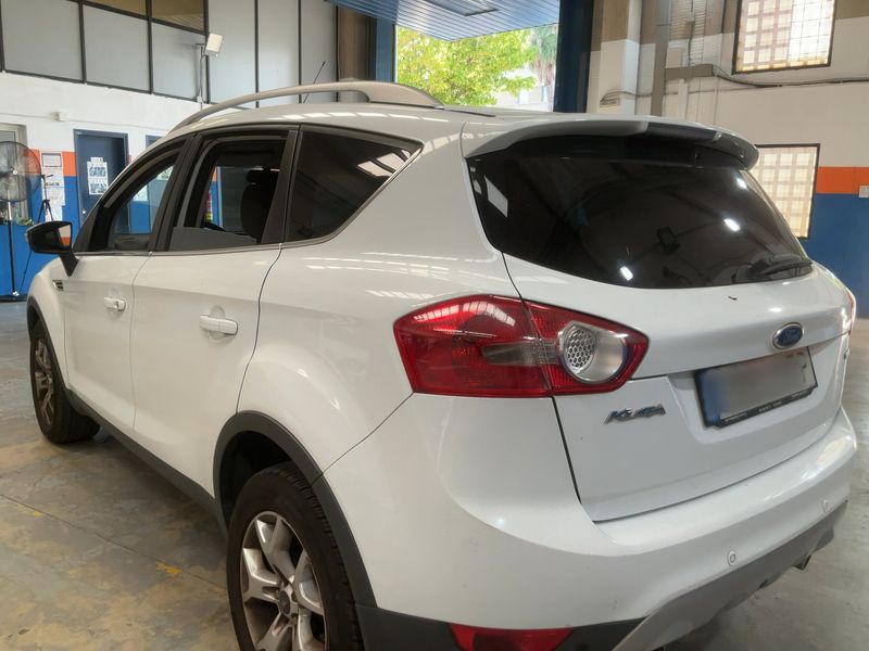 Ford Kuga 2.0 TDCi Trend 2011 – снимка 6