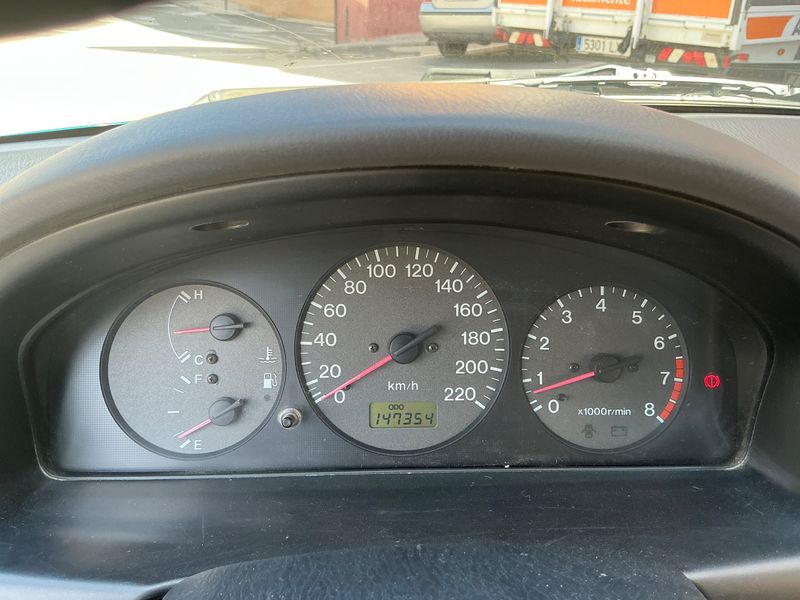 Mazda 323 1.5 F Active 1999 – снимка 4