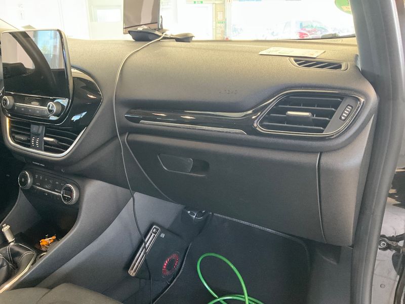 Ford Fiesta 1.0 EcoBoost Titanium 2018 – снимка 24