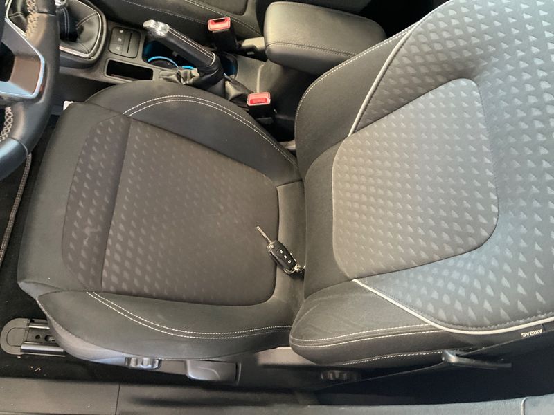 Ford Fiesta 1.0 EcoBoost Titanium 2018 – снимка 33
