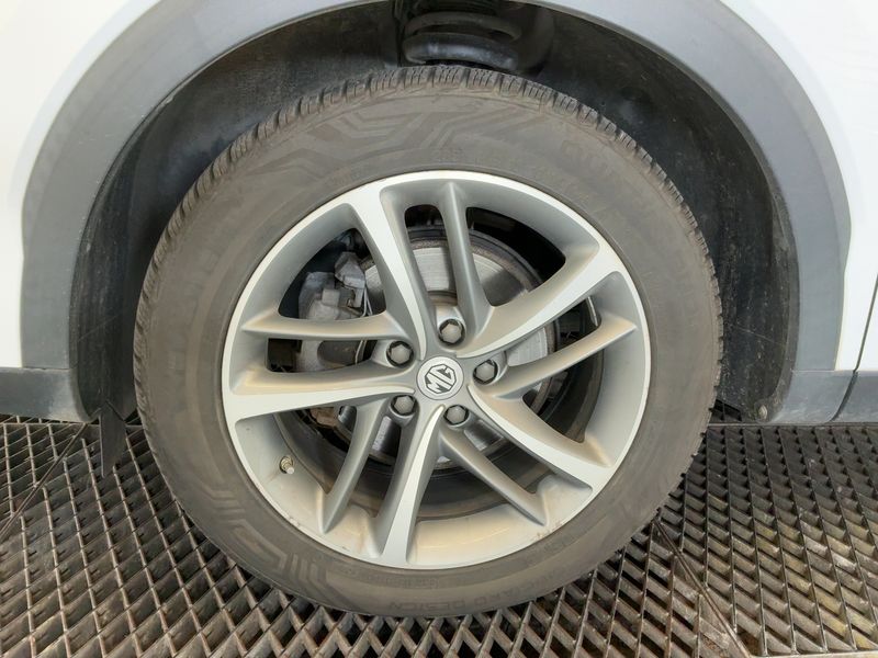 MG EHS 1.5 T-GDI Plug-in Hybrid Luxury 2022 – снимка 3