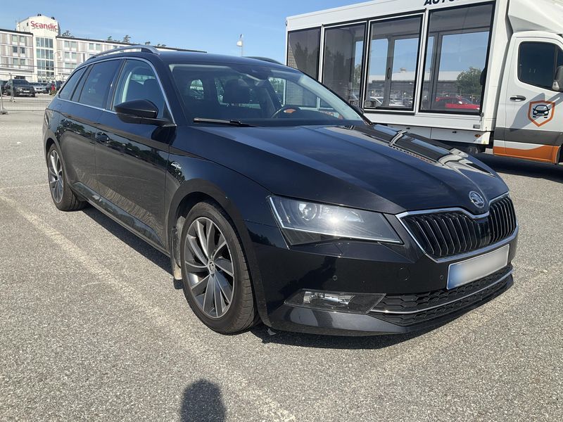 Skoda Superb 2.0 TDI Laurin & Klement 4x4 2017 – снимка 12