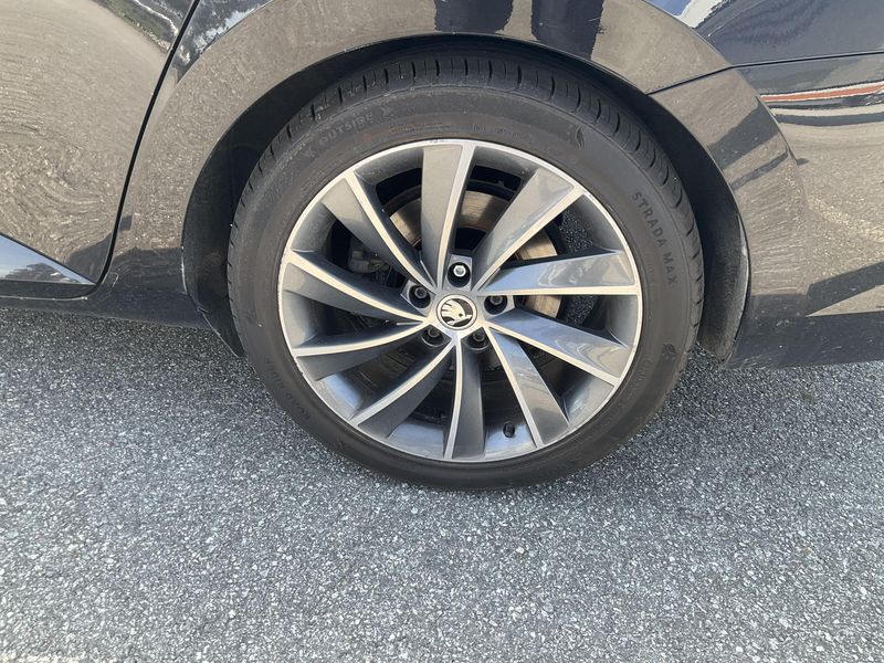 Skoda Superb 2.0 TDI Laurin & Klement 4x4 2017 – снимка 5