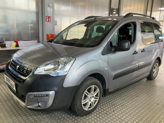 Peugeot Partner 1.2 PureTech Outdoor 2017 – снимка 1