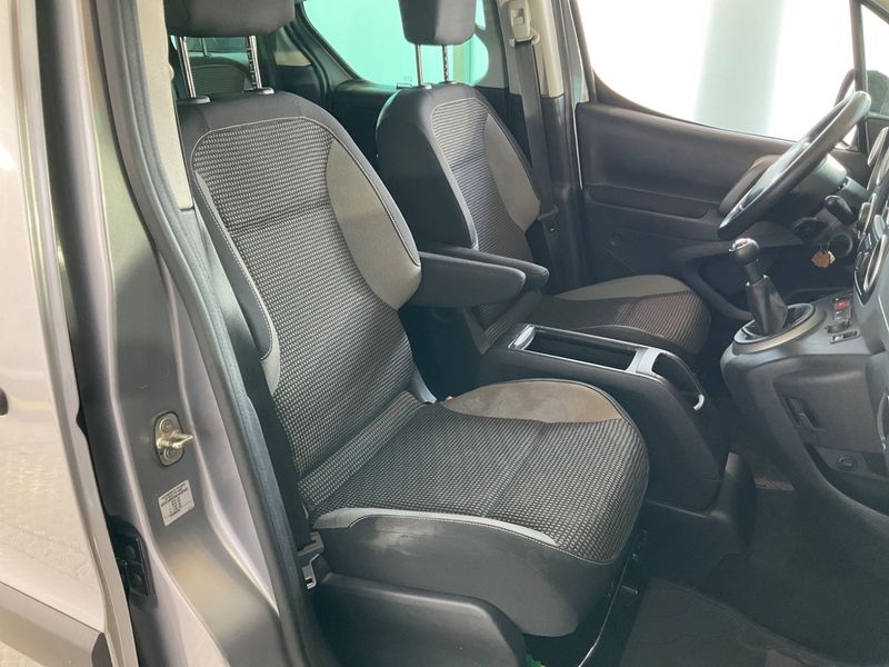 Peugeot Partner 1.2 PureTech Outdoor 2017 – снимка 40