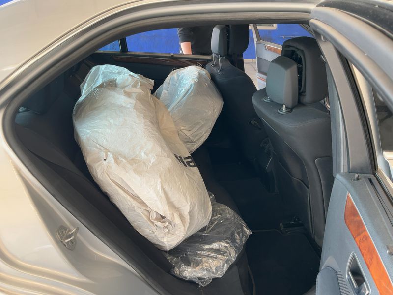Mercedes-Benz E-Klasse E 250 CGI BlueEfficiency Elegance 2011 – снимка 20