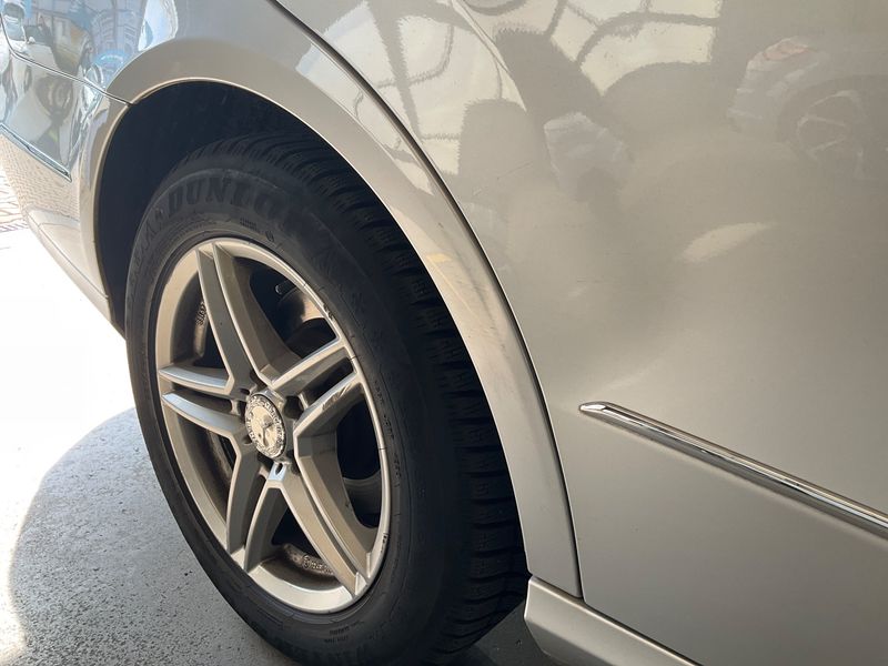 Mercedes-Benz E-Klasse E 250 CGI BlueEfficiency Elegance 2011 – снимка 23