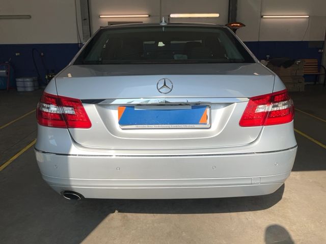 Mercedes-Benz E-Klasse E 250 CGI BlueEfficiency Elegance 2011 – снимка 7