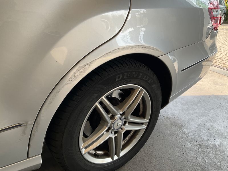 Mercedes-Benz E-Klasse E 250 CGI BlueEfficiency Elegance 2011 – снимка 41