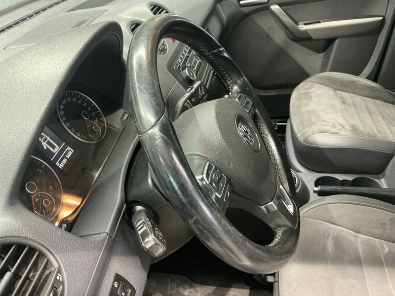 Volkswagen Caddy 2.0 TDI Highline BlueMotion Tech 2014 – снимка 33