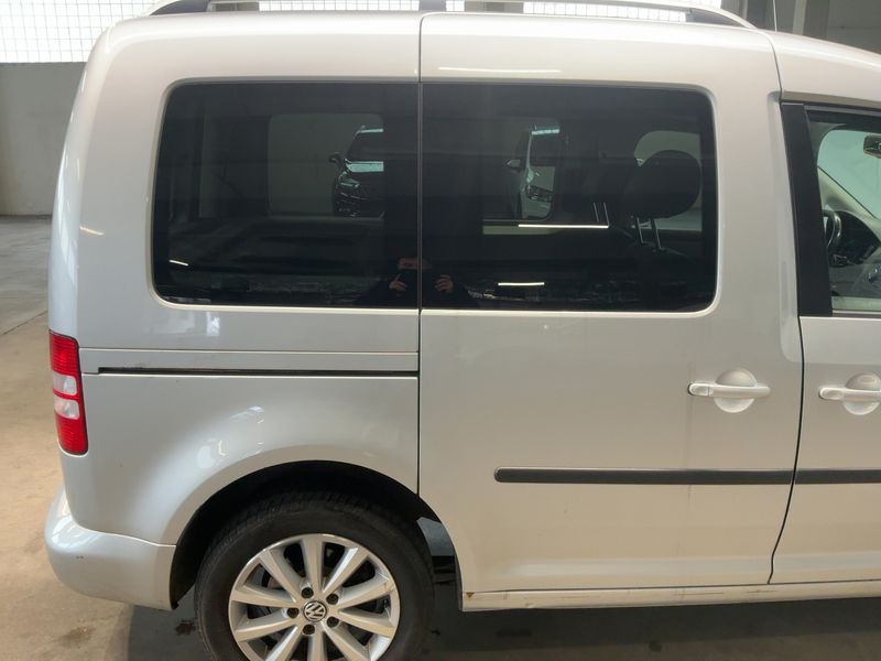 Volkswagen Caddy 2.0 TDI Highline BlueMotion Tech 2014 – снимка на щета 8