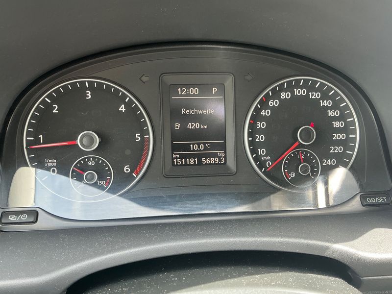 Volkswagen Caddy 2.0 TDI Highline BlueMotion Tech 2014 – снимка 19