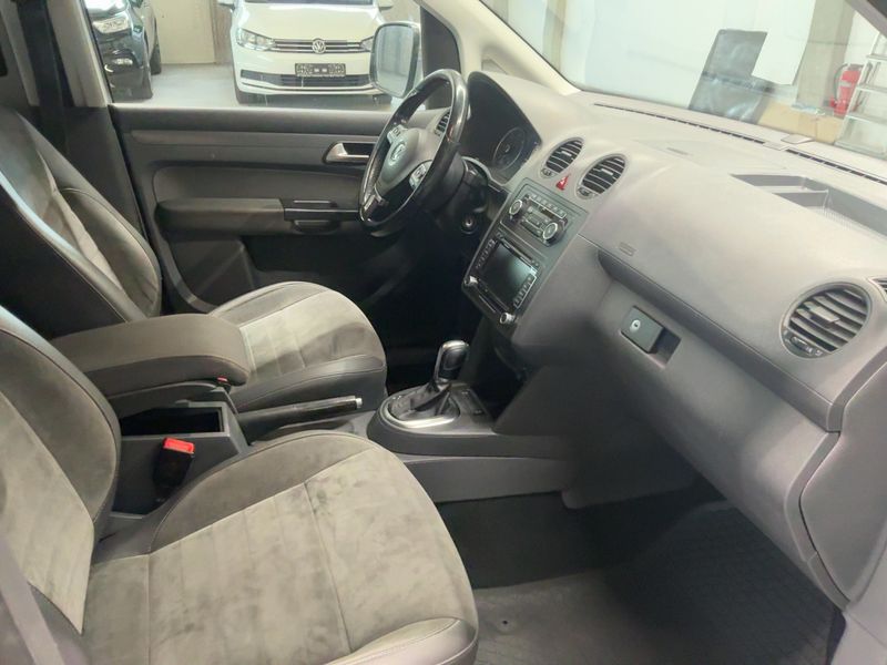 Volkswagen Caddy 2.0 TDI Highline BlueMotion Tech 2014 – снимка 17