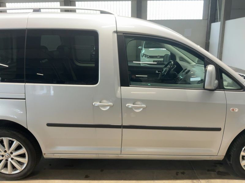 Volkswagen Caddy 2.0 TDI Highline BlueMotion Tech 2014 – снимка 10