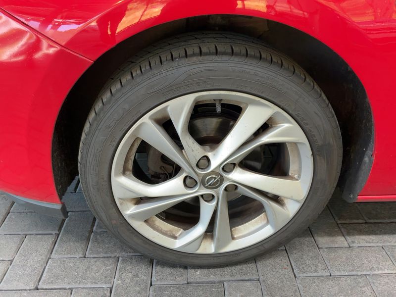 Opel Astra 1.4 SIDI Turbo Dynamic Start&Stop 2016 – снимка 3