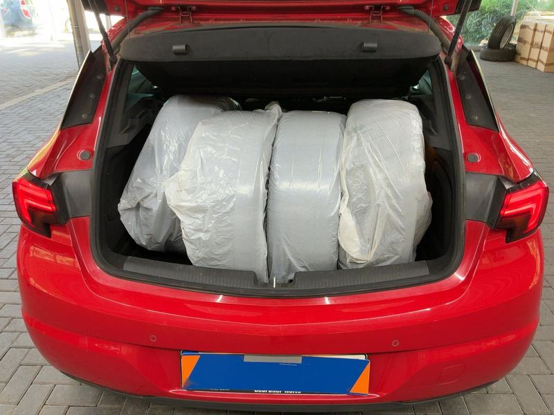Opel Astra 1.4 SIDI Turbo Dynamic Start&Stop 2016 – снимка 16