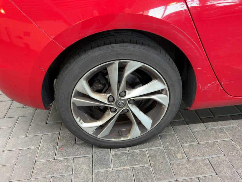 Opel Astra 1.4 SIDI Turbo Dynamic Start&Stop 2016 – снимка 9