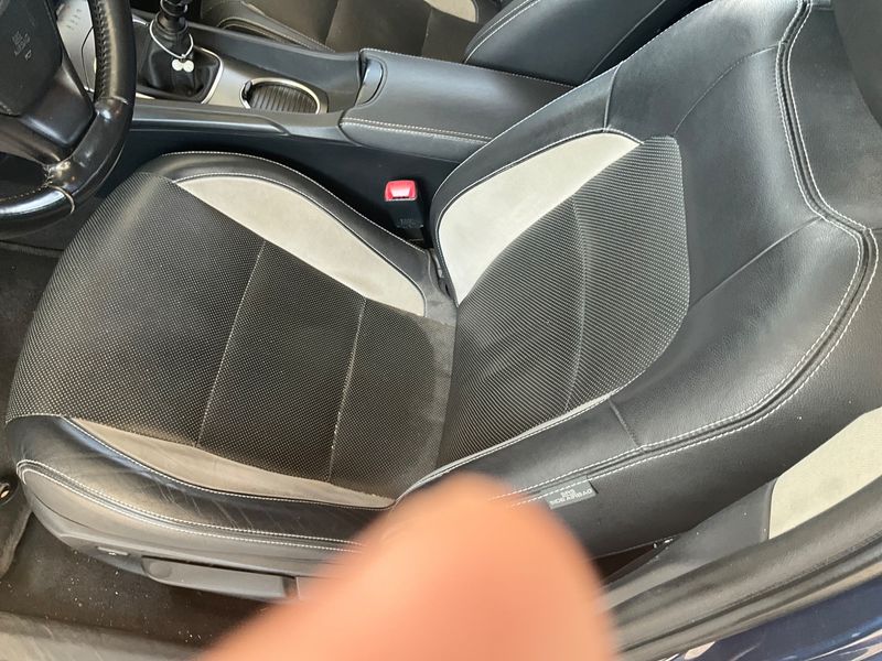 Toyota Avensis 2.0 D-4D Executive 2016 – снимка 24