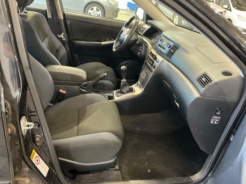 Toyota Corolla 2.0 D-4D Sol 2006 – снимка 3