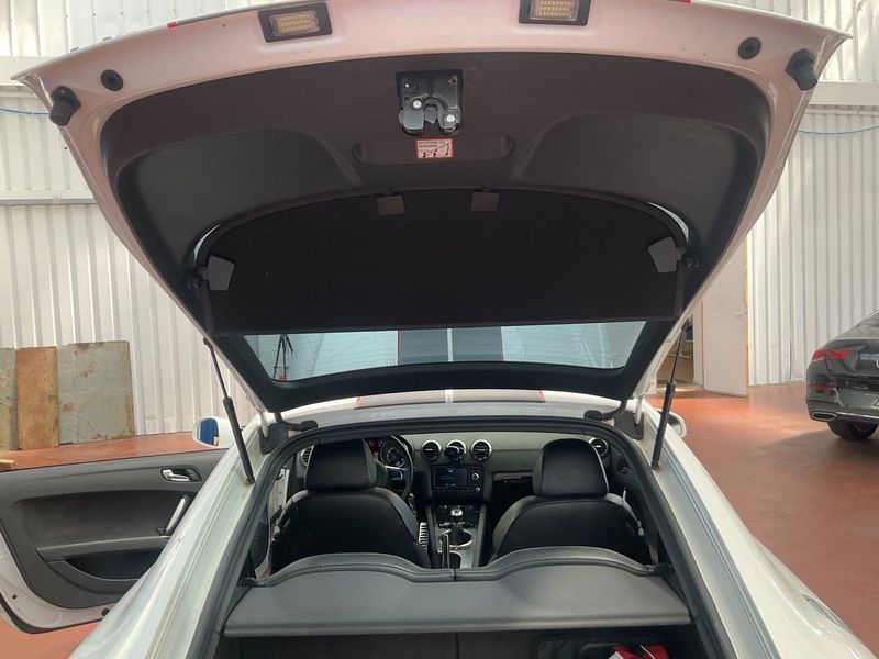 Audi TT 1.8 TFSI Coupe 2010 – снимка 15