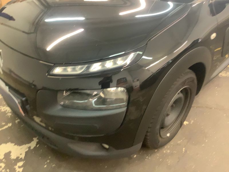 Citroen C4 Cactus 1.6 Blue-HDi Feel 2017 – снимка 2