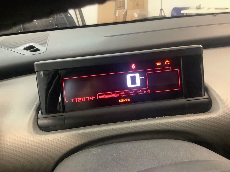 Citroen C4 Cactus 1.6 Blue-HDi Feel 2017 – снимка 19