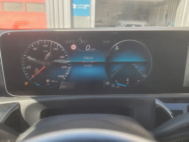 Mercedes-Benz A-Klasse A 180 d 2019 – снимка 18