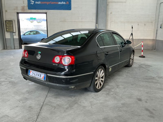 Volkswagen Passat 2.0 TDI Highline 2008 – снимка 2