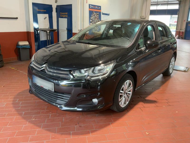 Citroen C4 1.6 Blue-HDi Selection 2017 – снимка 1