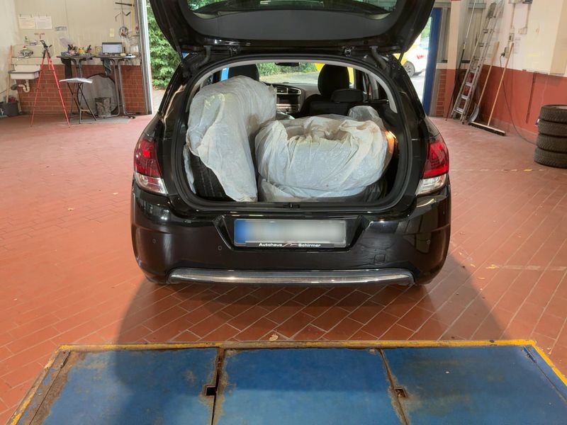 Citroen C4 1.6 Blue-HDi Selection 2017 – снимка 16