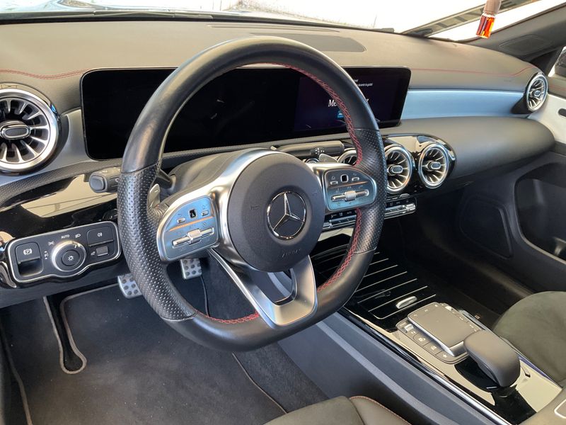 Mercedes-Benz CLA-Klasse CLA 200 d Shooting Brake AMG Line 2023 – снимка 22