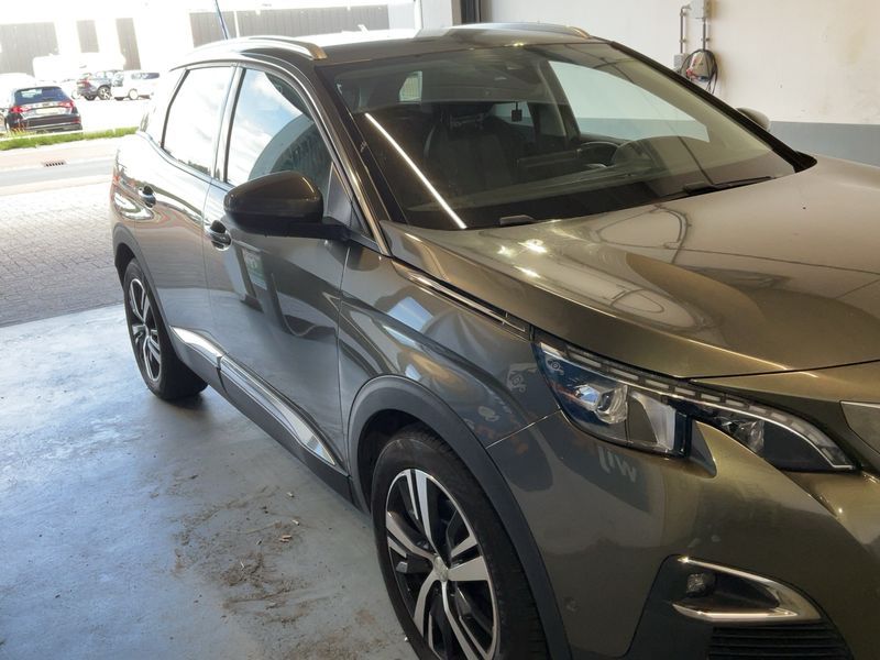 Peugeot 3008 1.2 PureTech Allure 2017 – снимка 12