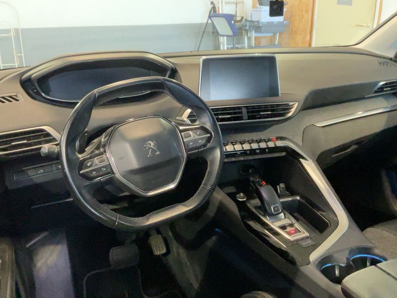 Peugeot 3008 1.2 PureTech Allure 2017 – снимка 17