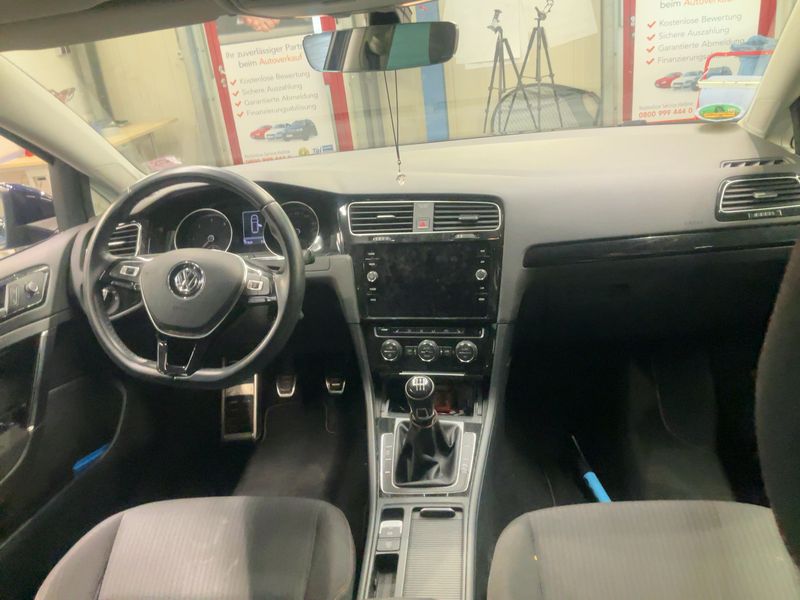 Volkswagen Golf VII 2.0 TDI Sound 2017 – снимка 17