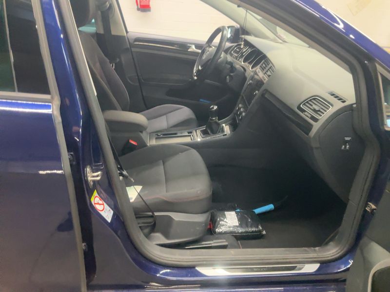 Volkswagen Golf VII 2.0 TDI Sound 2017 – снимка 16