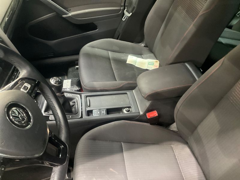Volkswagen Golf VII 2.0 TDI Sound 2017 – снимка 26