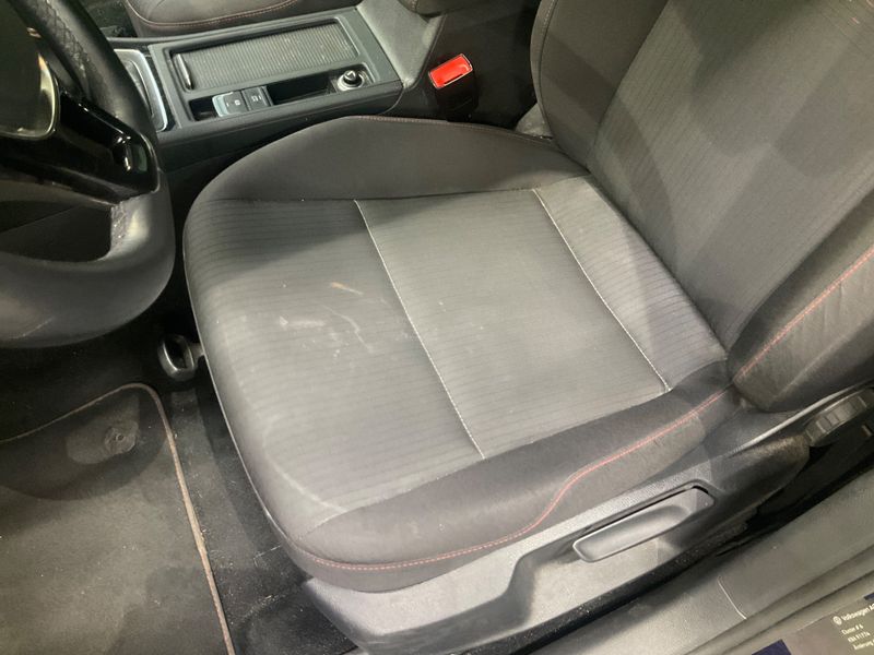 Volkswagen Golf VII 2.0 TDI Sound 2017 – снимка 30