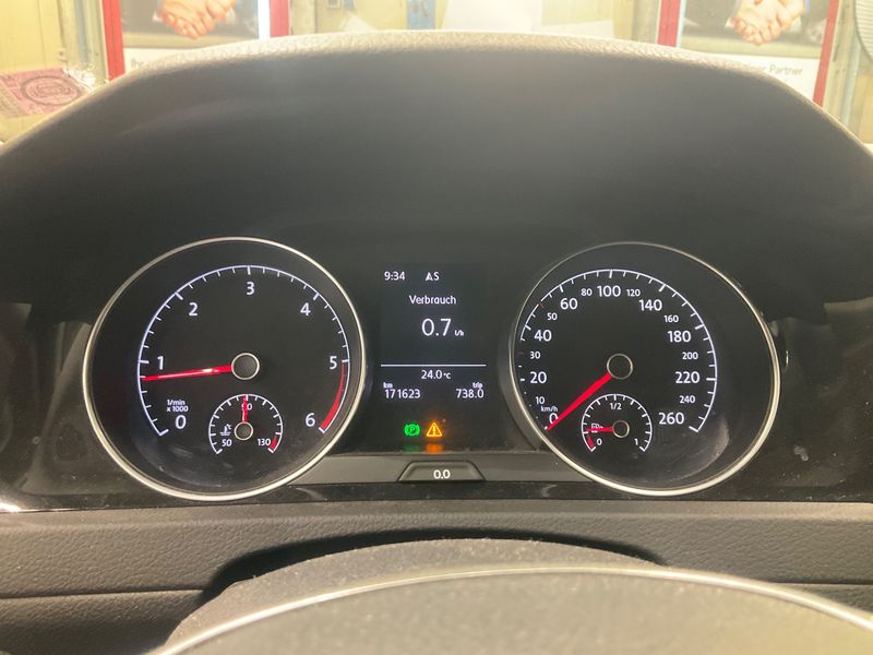 Volkswagen Golf VII 2.0 TDI Sound 2017 – снимка 18