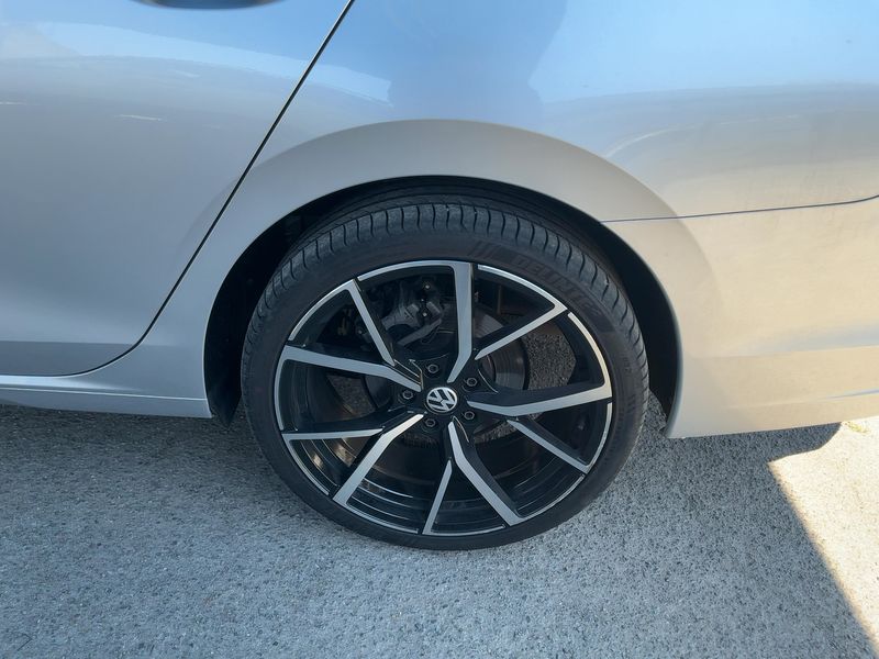 Volkswagen Golf VIII 2.0 TDI Life 2021 – снимка 5